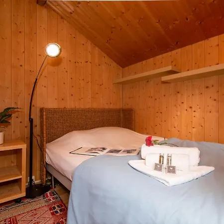 Les Bossons Chalet Sleeps 6 Domek alpejski *