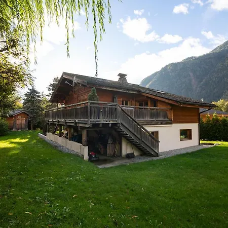 Domek alpejski Les Bossons Chalet Sleeps 6 Chamonix