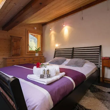 Les Bossons Chalet Sleeps 6